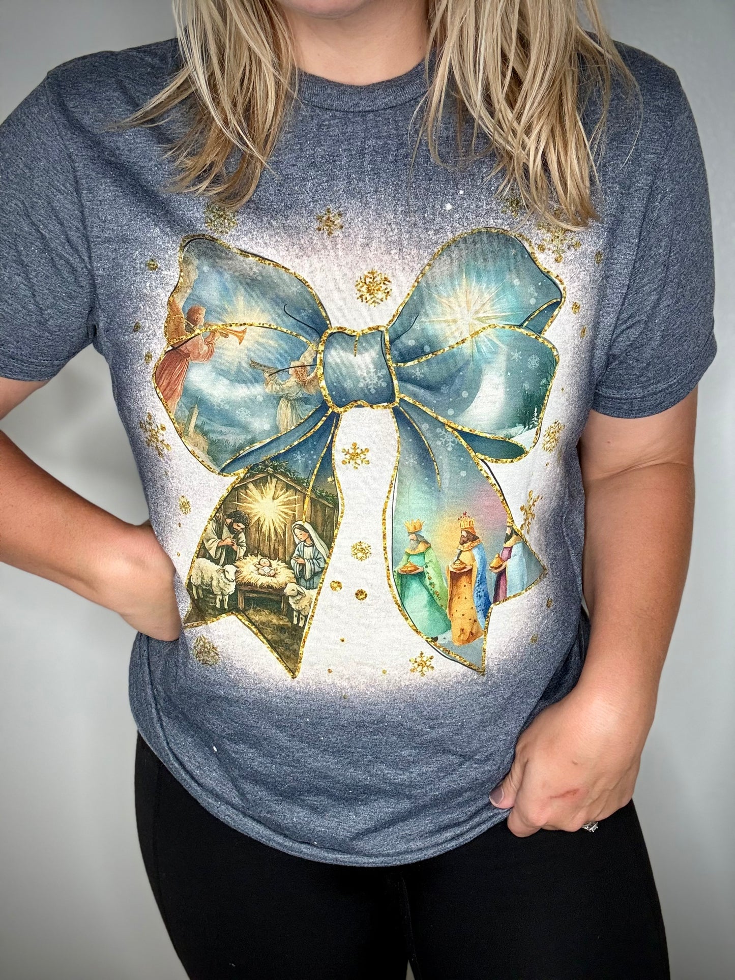 Nativity Bow Tee