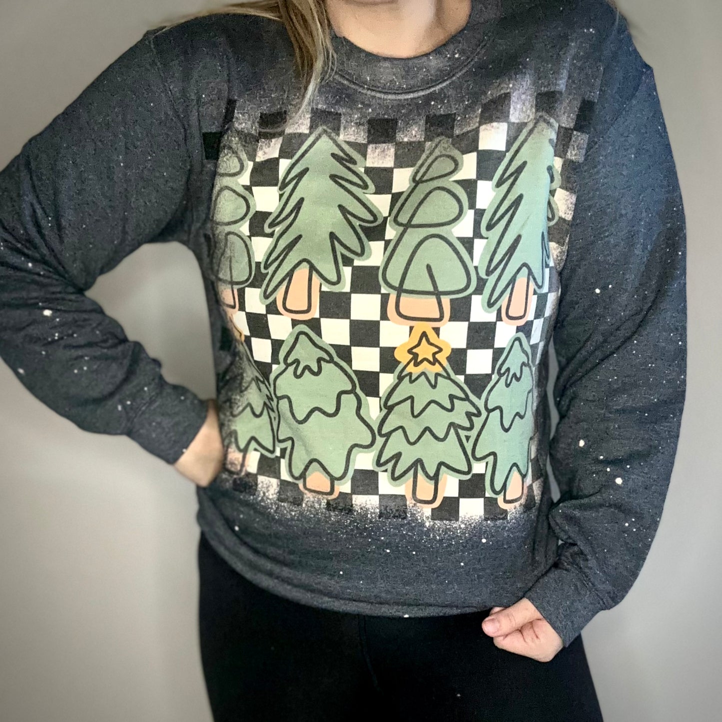 Checkered Tree Tee/sweatshirt