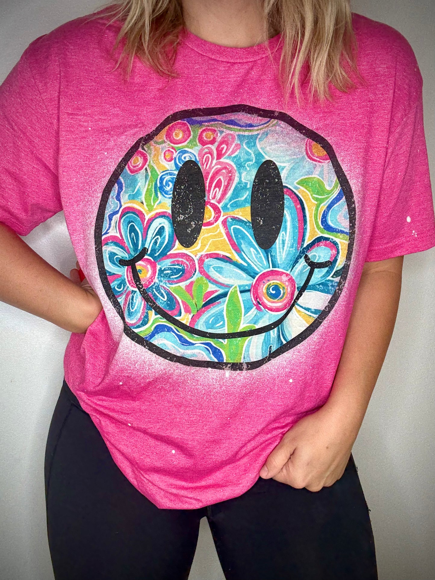 Floral smiley face tee