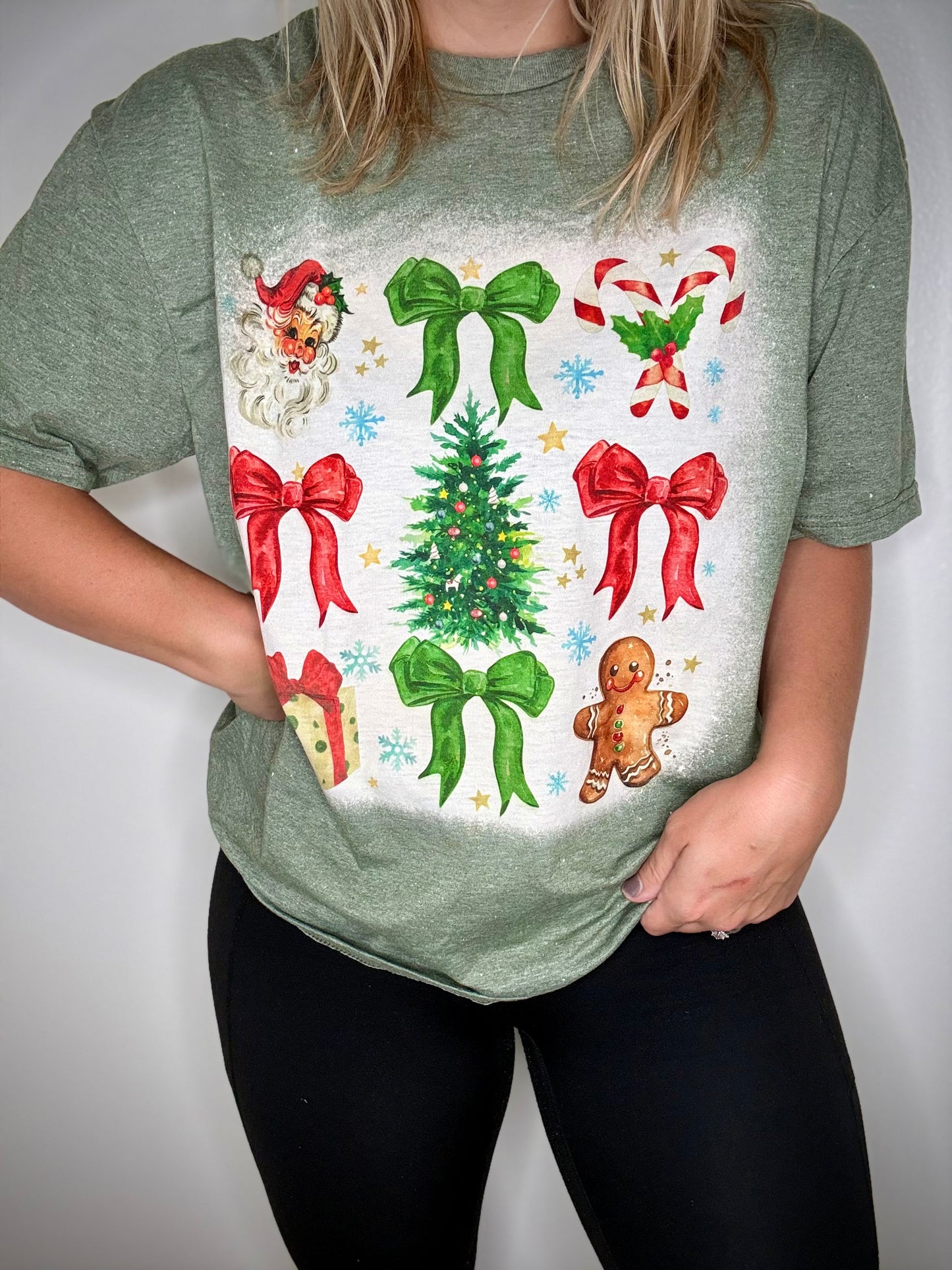 Santa Coquette Tee