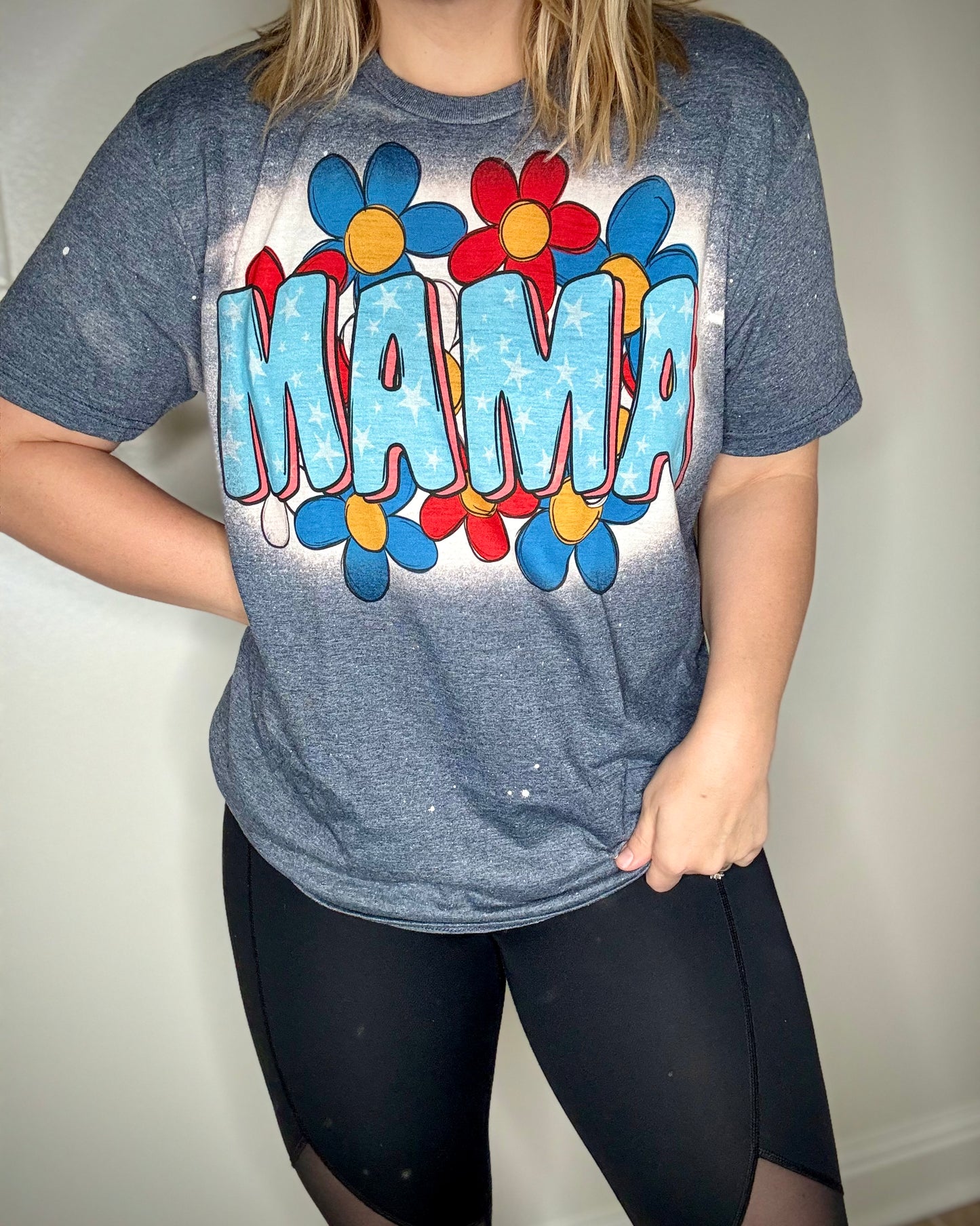 Patriotic Flowers Mama tee