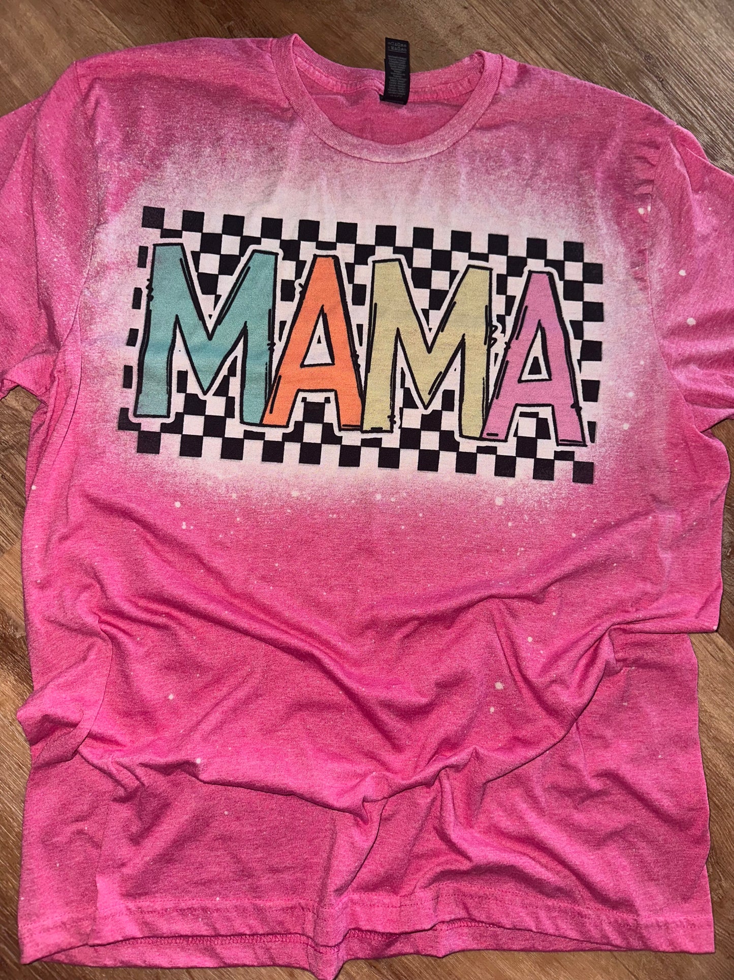 checkered mama tee